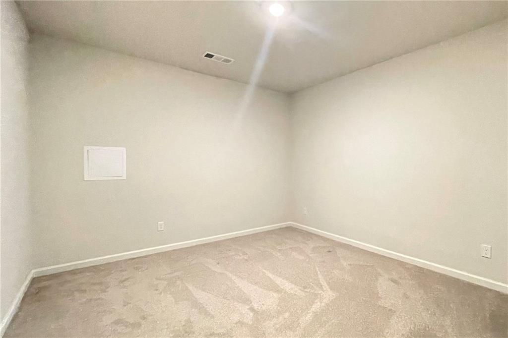 Towne Lake Hills Townhomes - Residential