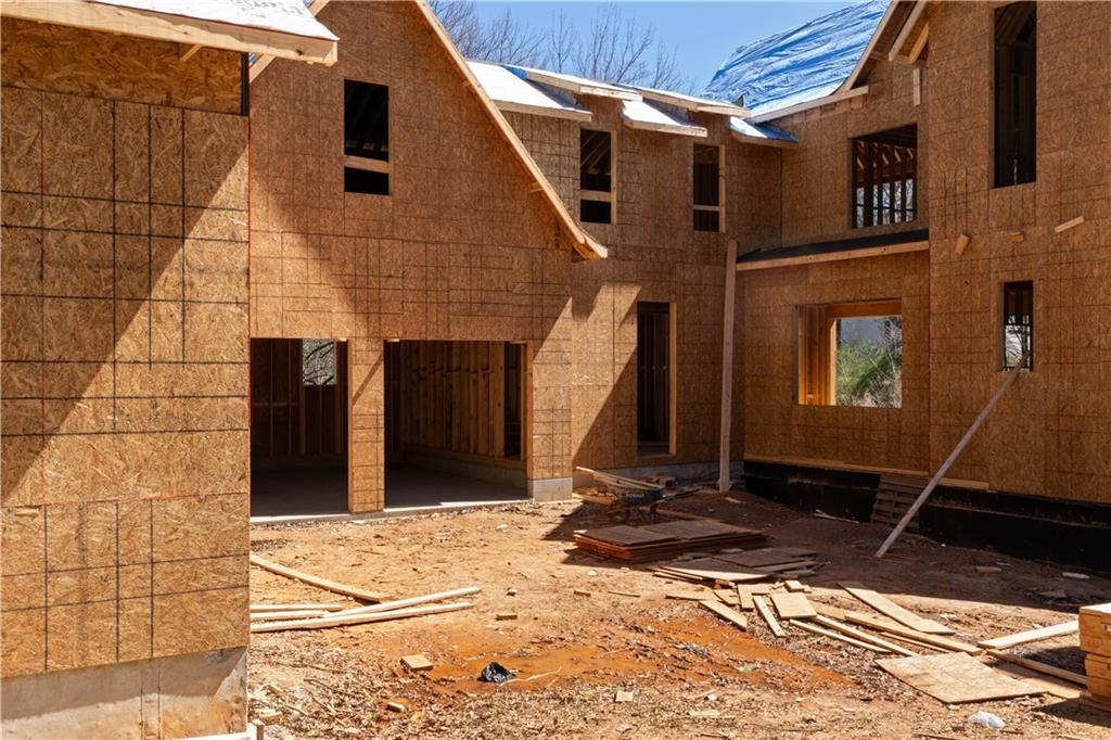 Sandy Springs - Residential