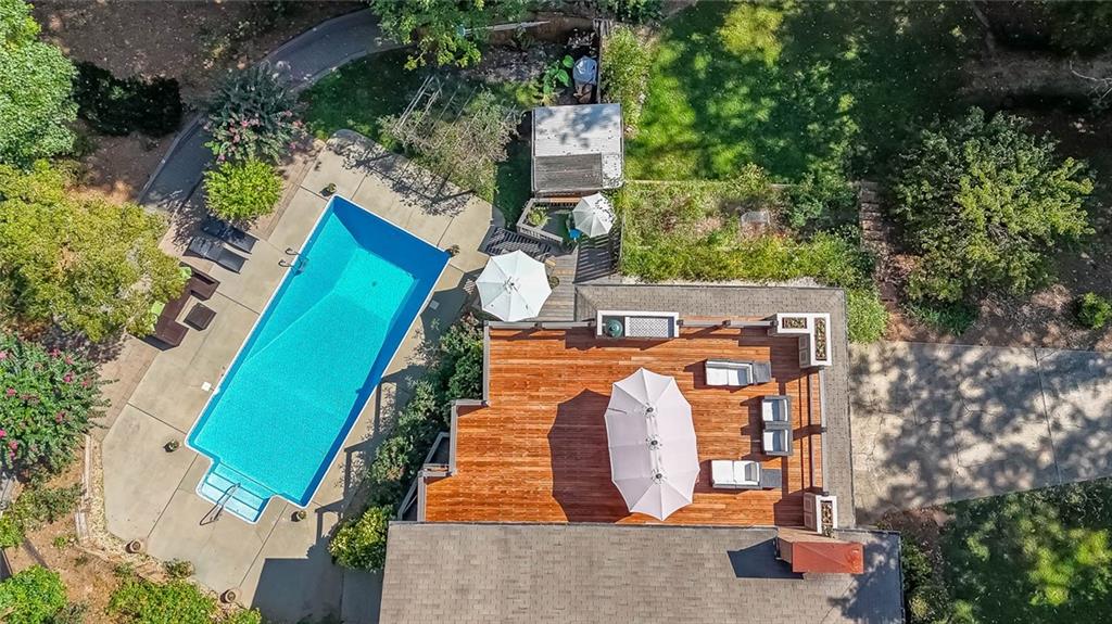 Burnt Hickory Hills - Residential