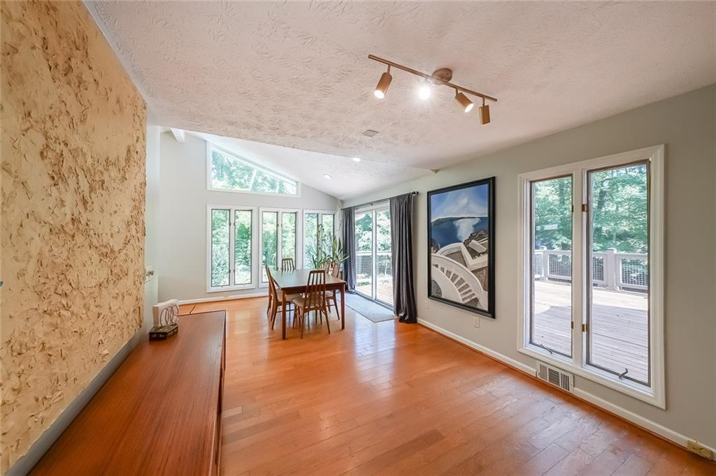 Burnt Hickory Hills - Residential
