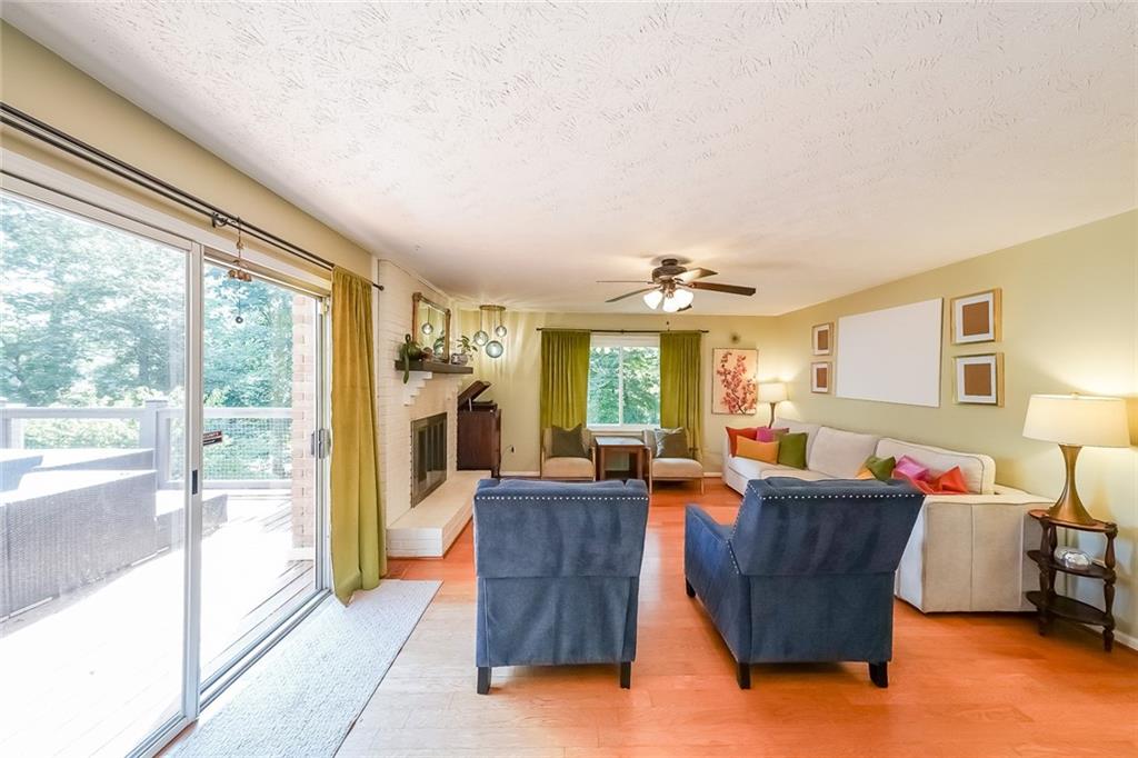 Burnt Hickory Hills - Residential