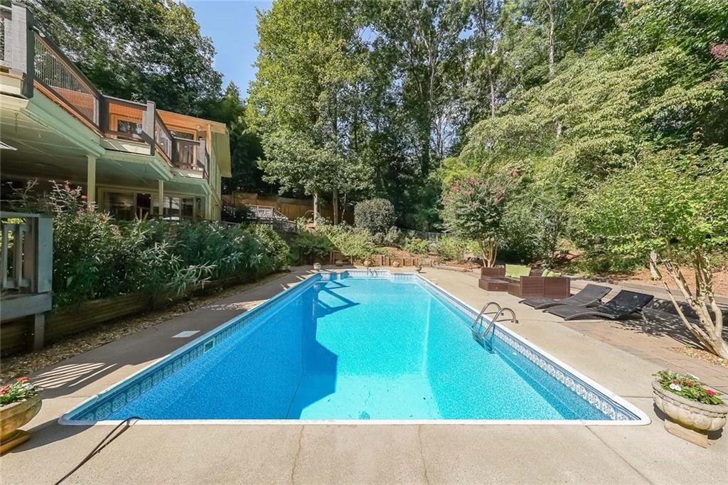 Burnt Hickory Hills - Residential