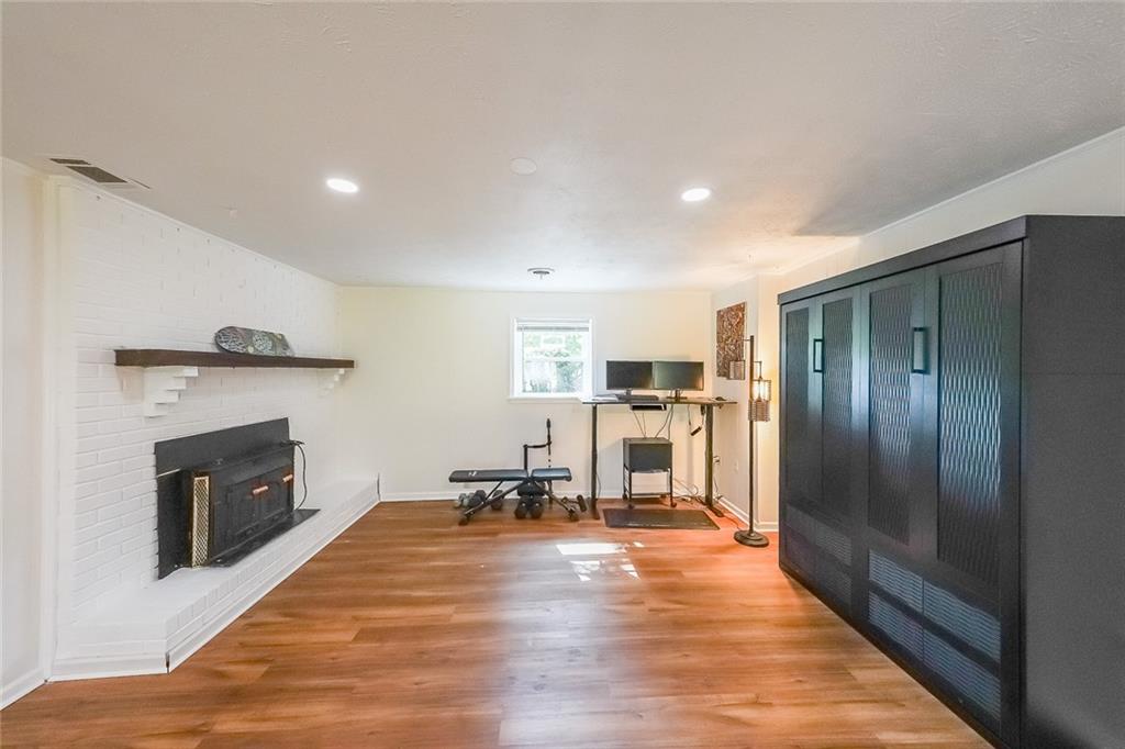 Burnt Hickory Hills - Residential