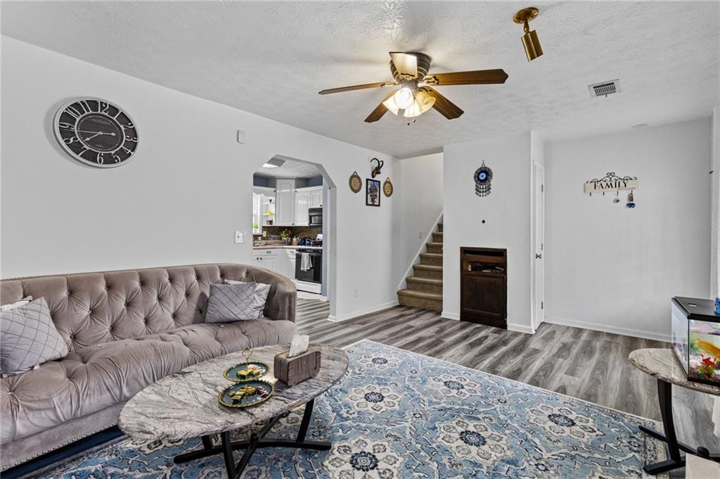 3720 Quail Hollow Trail