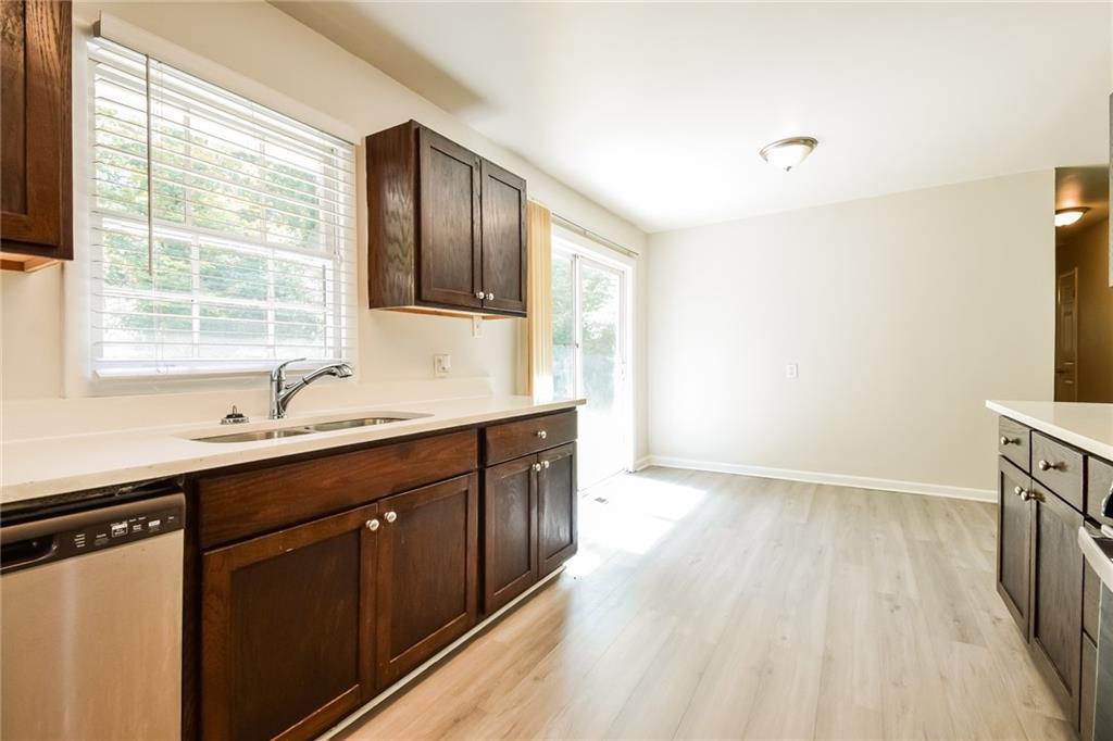 1237 Gale Drive, Norcross, Georgia image 11