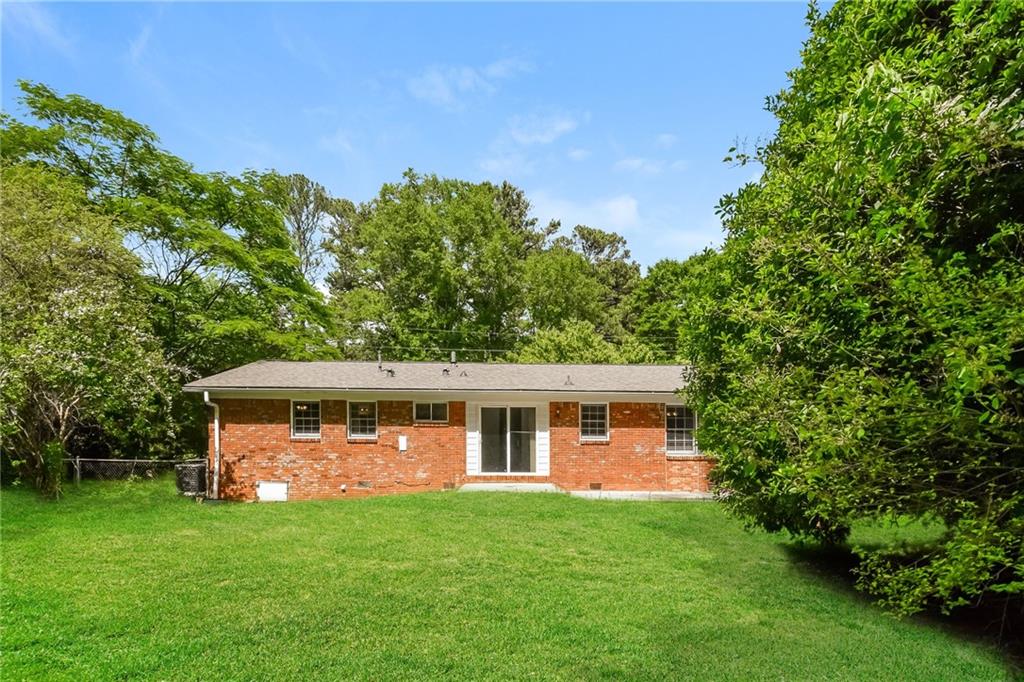 1237 Gale Drive, Norcross, Georgia image 24