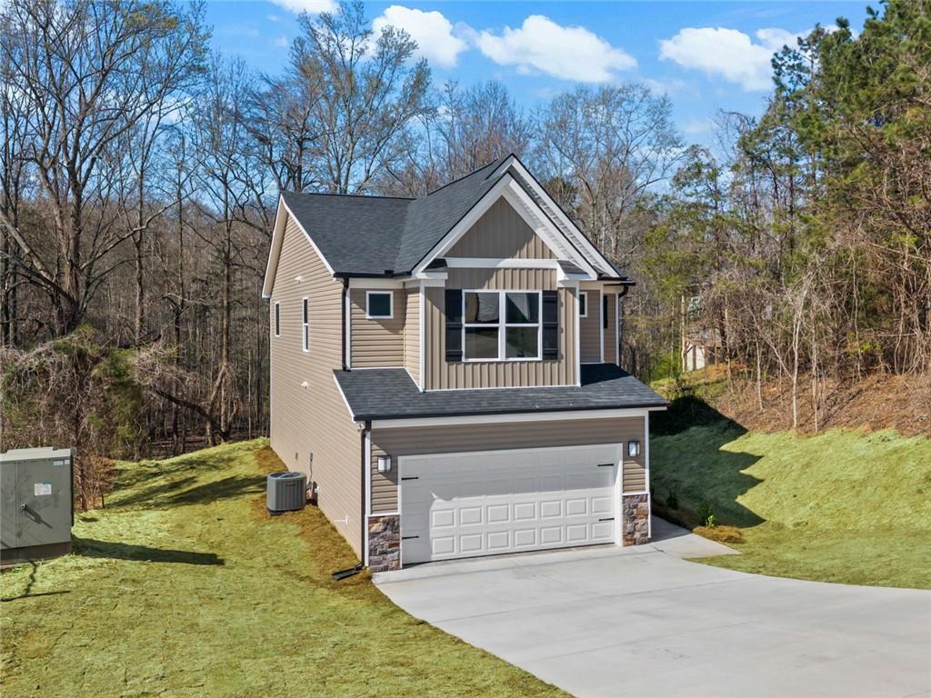 444 Highland Pointe Drive