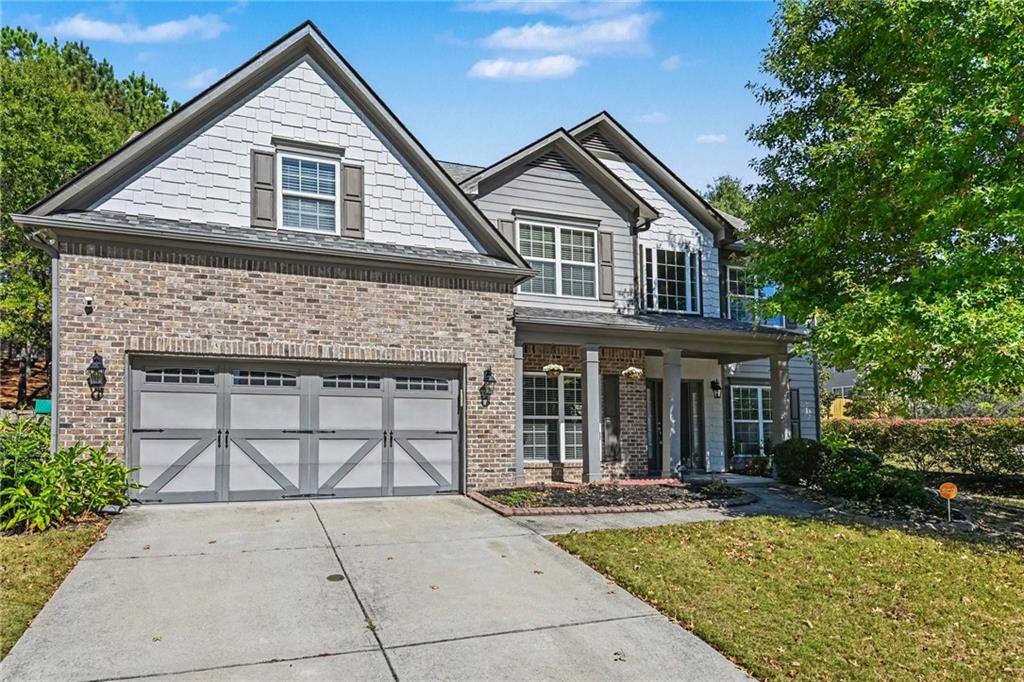 787 King Sword Court SE