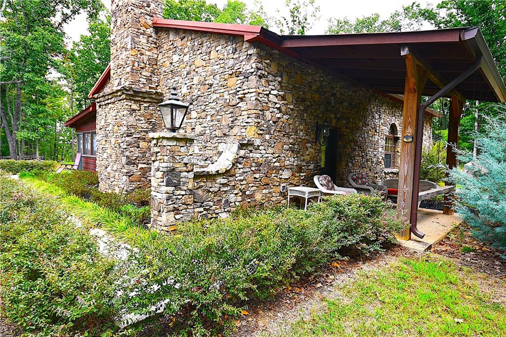 1625 Brushy Mountain Road