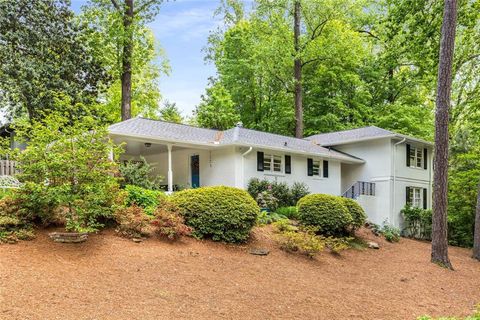 Photo of 504 Kingswood Lane NW, Atlanta, GA 30305 (MLS # 7761412)