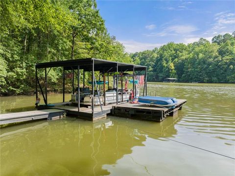 A home in Toccoa