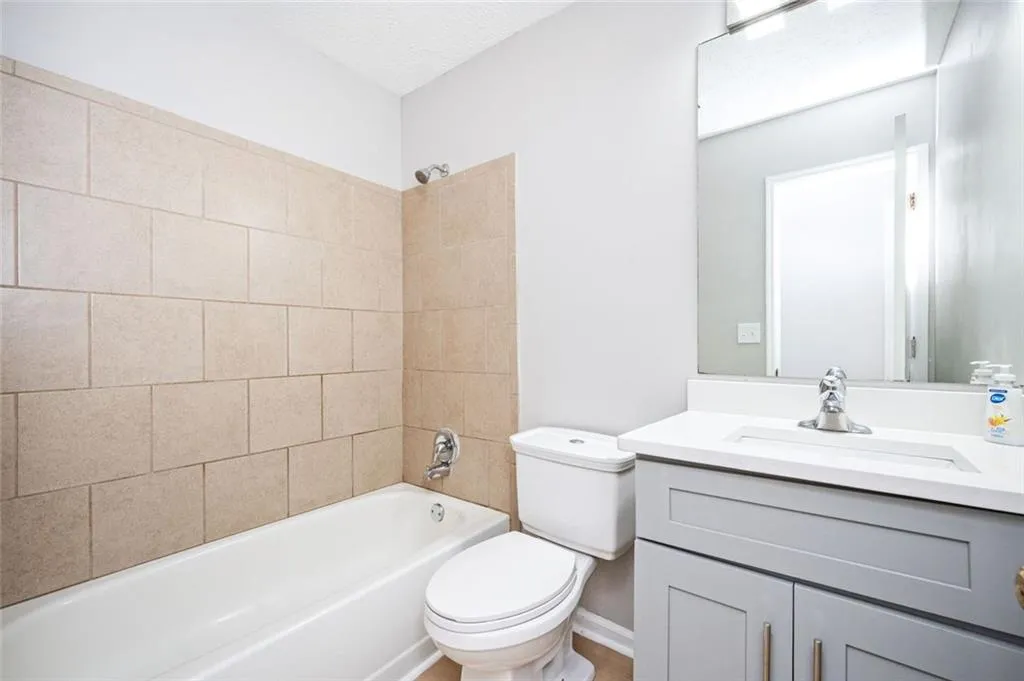 Decatur, Georgia 30035, United States, 4 Bedrooms Bedrooms, ,3 BathroomsBathrooms,Residential,Pending,236087