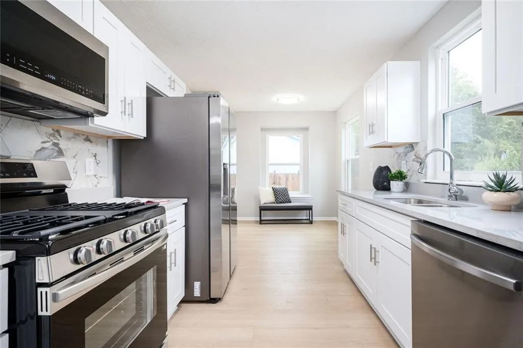 Decatur, Georgia 30035, United States, 4 Bedrooms Bedrooms, ,3 BathroomsBathrooms,Residential,Pending,236087