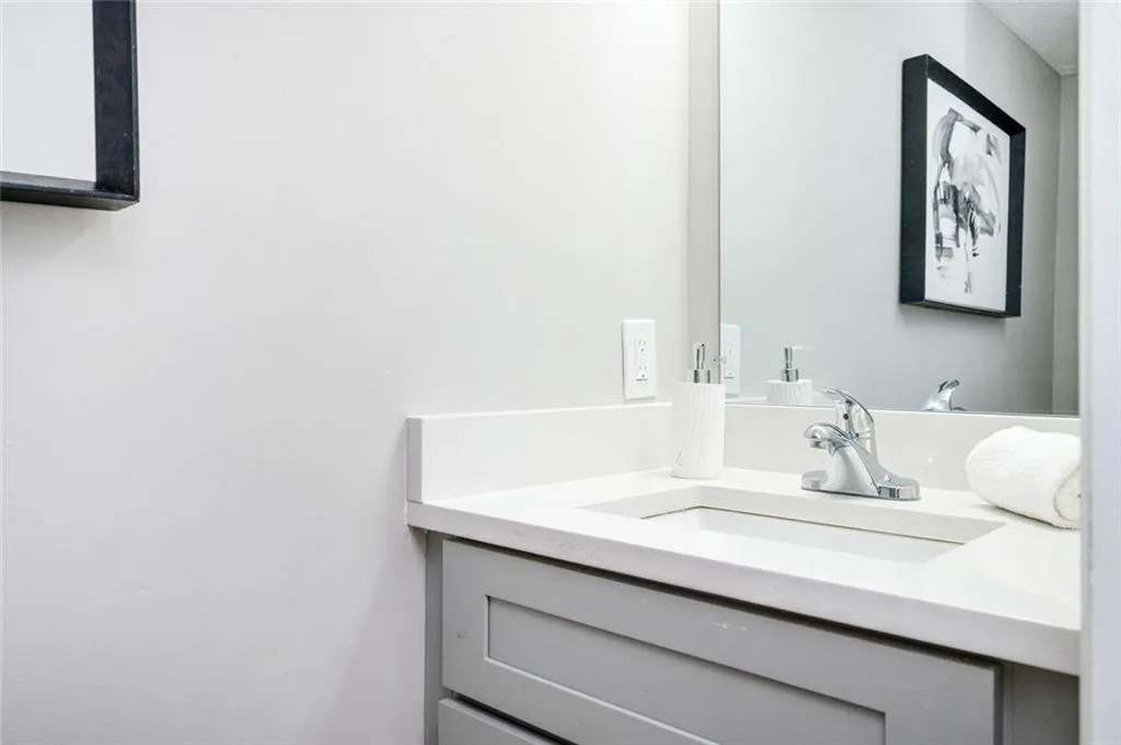 Decatur, Georgia 30035, United States, 4 Bedrooms Bedrooms, ,3 BathroomsBathrooms,Residential,Pending,236087