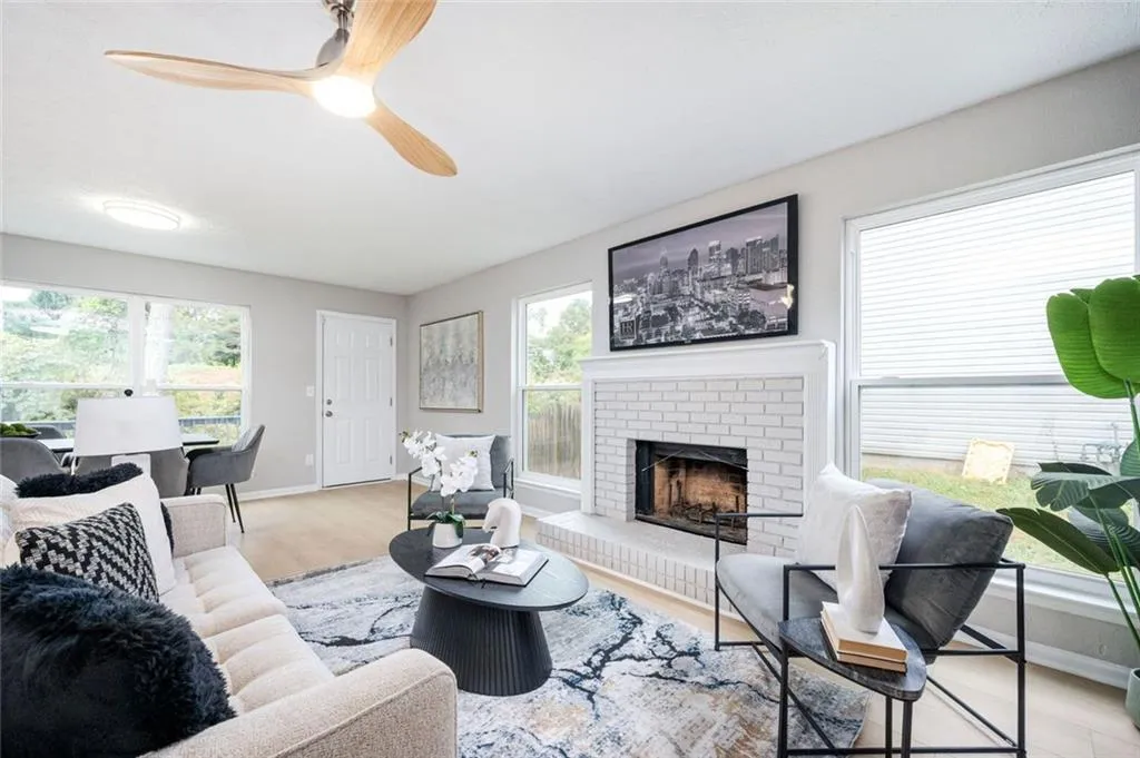 Decatur, Georgia 30035, United States, 4 Bedrooms Bedrooms, ,3 BathroomsBathrooms,Residential,Pending,236087