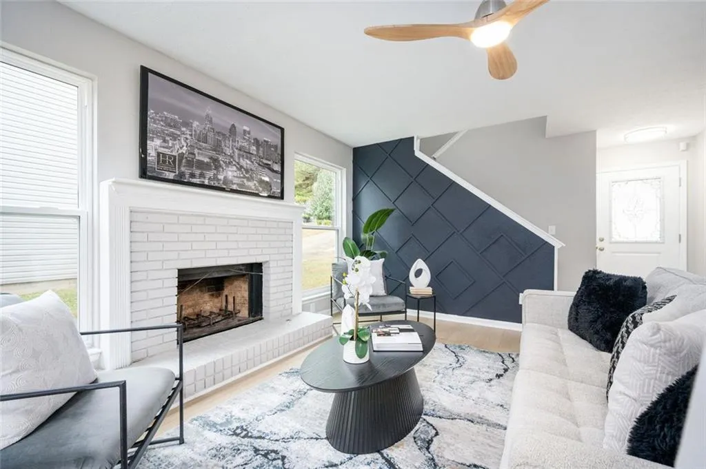 Decatur, Georgia 30035, United States, 4 Bedrooms Bedrooms, ,3 BathroomsBathrooms,Residential,Pending,236087