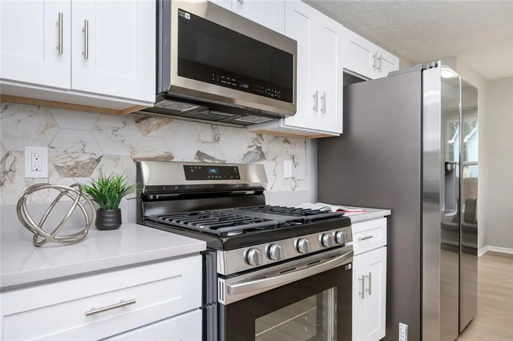 Decatur, Georgia 30035, United States, 4 Bedrooms Bedrooms, ,3 BathroomsBathrooms,Residential,Pending,236087