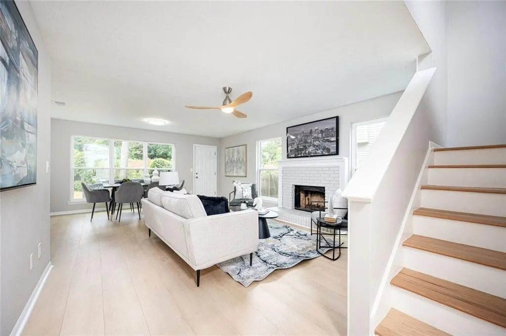 Decatur, Georgia 30035, United States, 4 Bedrooms Bedrooms, ,3 BathroomsBathrooms,Residential,Pending,236087