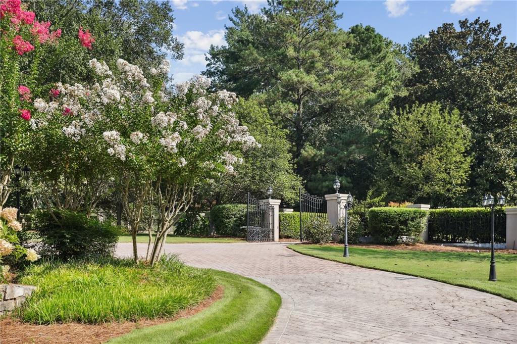 Atlanta Country Club - Residential