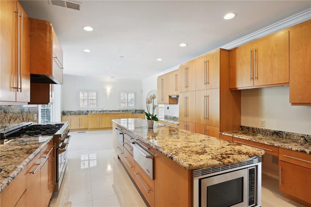 Atlanta Country Club - Residential
