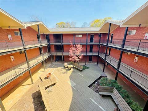 Condo For Rent - 250 Little Street #C101<br/> Clarke County, Athens, GA 30605