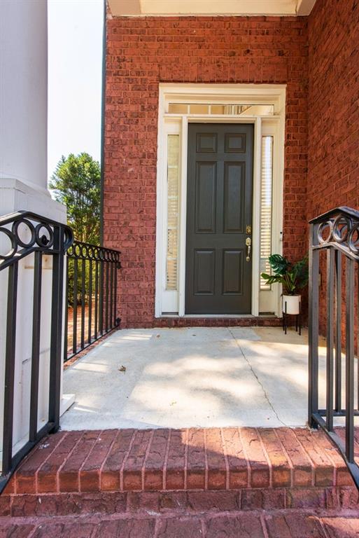 3028 Montclair Circle SE