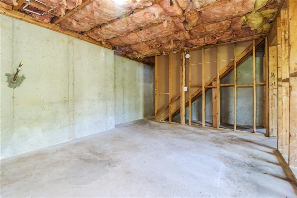 4437 James Wade Drive, Snellville, Georgia image 14