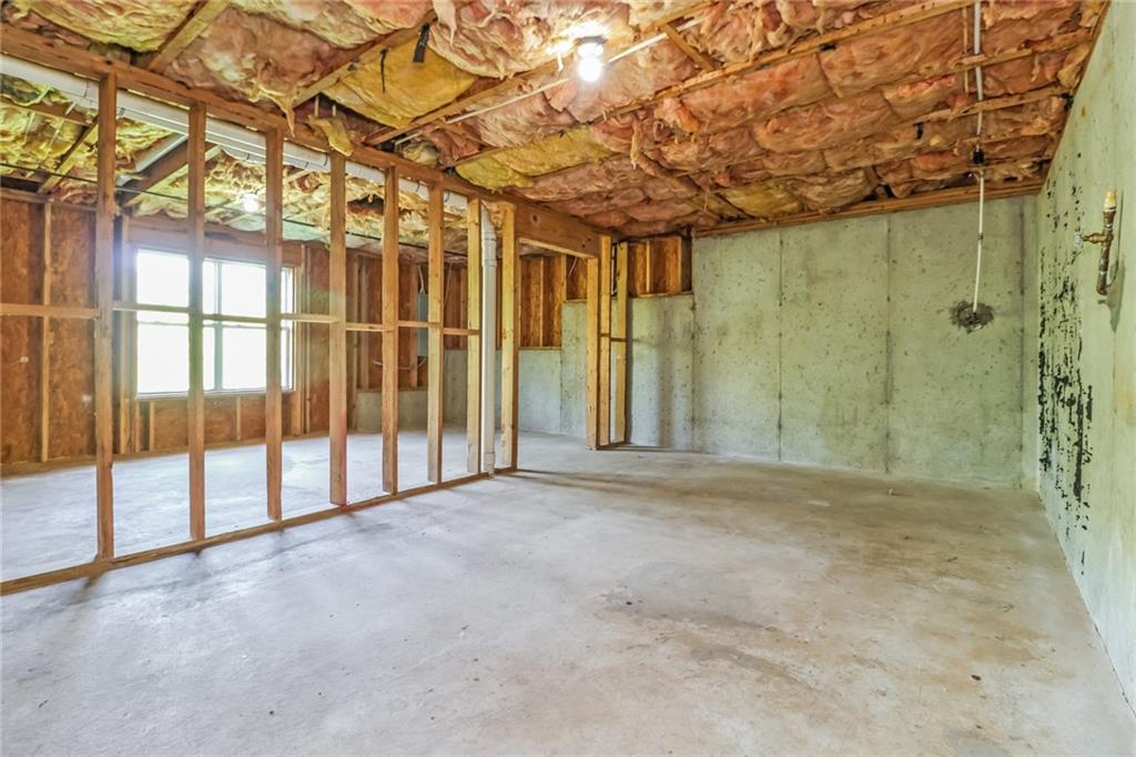 4437 James Wade Drive, Snellville, Georgia image 15