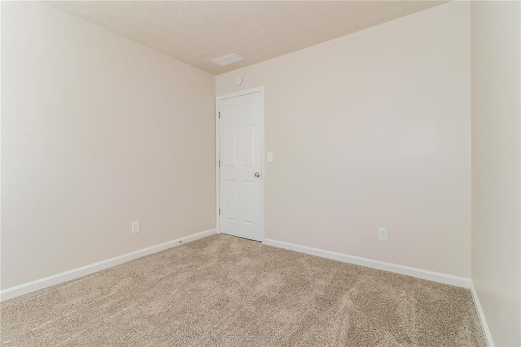 4437 James Wade Drive, Snellville, Georgia image 9