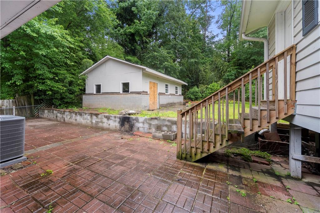 3664 Pin Oak Circle