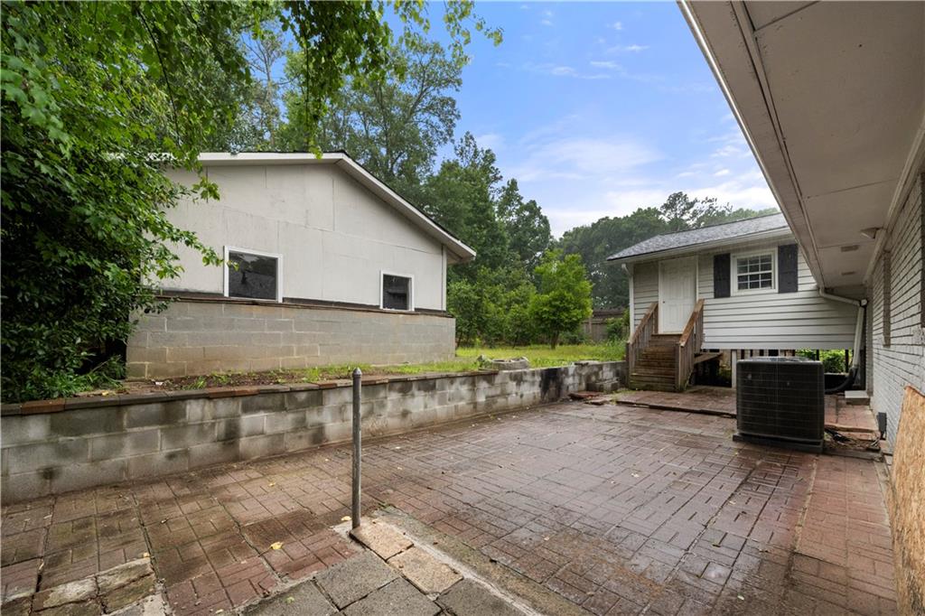 3664 Pin Oak Circle
