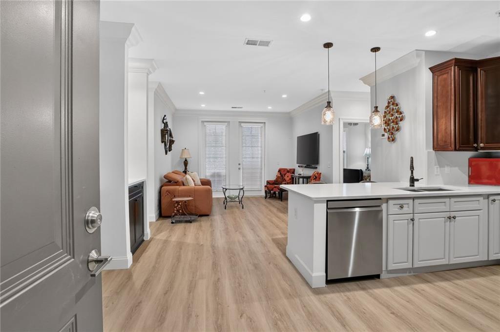901 Abernathy Road NE 2180