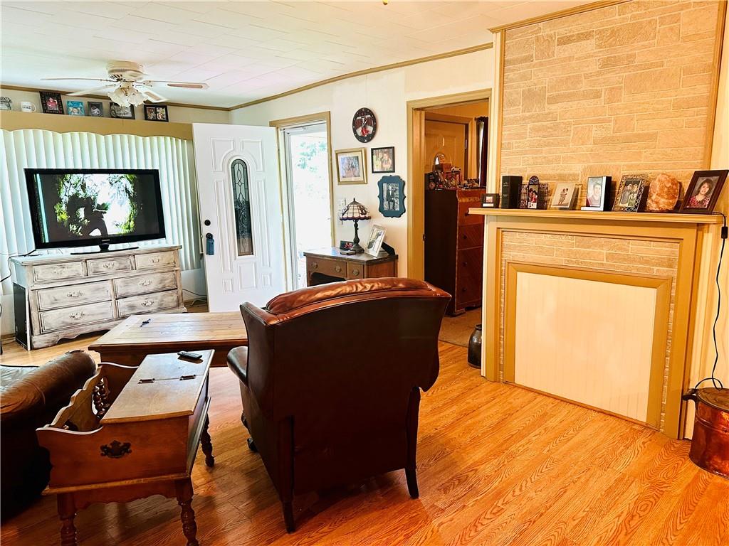 2582 White Sulphur Road