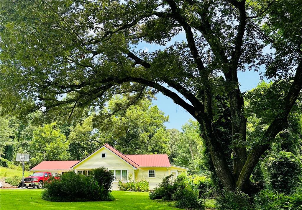 2582 White Sulphur Road