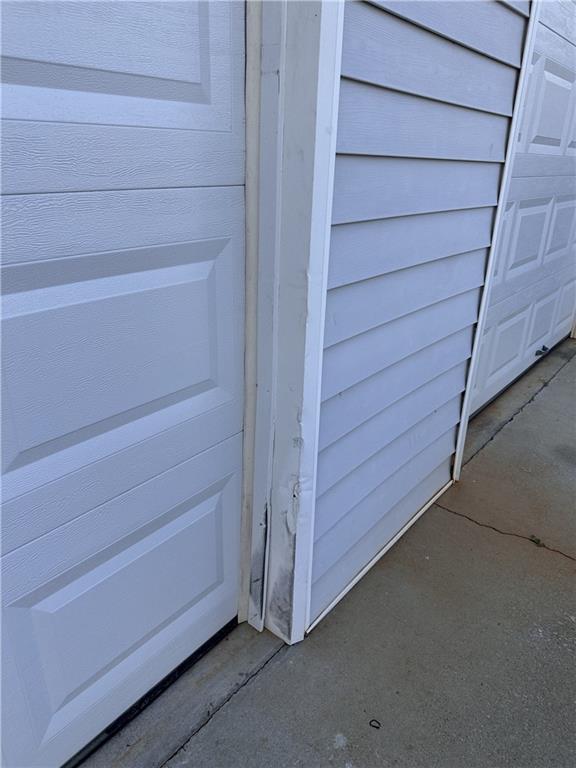 825 Stonehaven Road SW