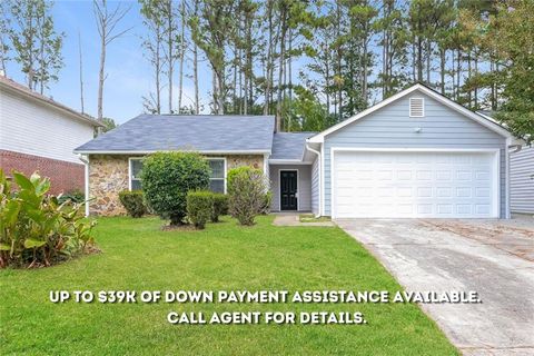 Homes For Sale - 819 Arbor Hill Drive<br/> Stone Mountain, GA 30088