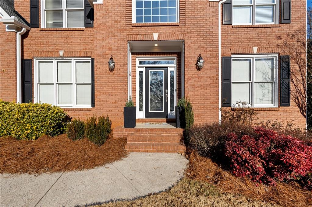 1023 Hawk Creek Trail