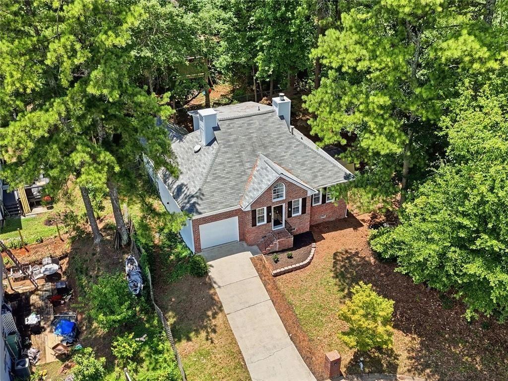 1632 Oakwood Court
