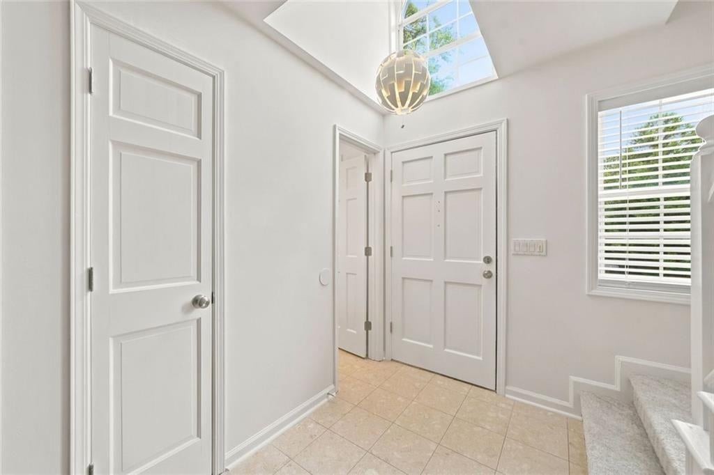 1632 Oakwood Court
