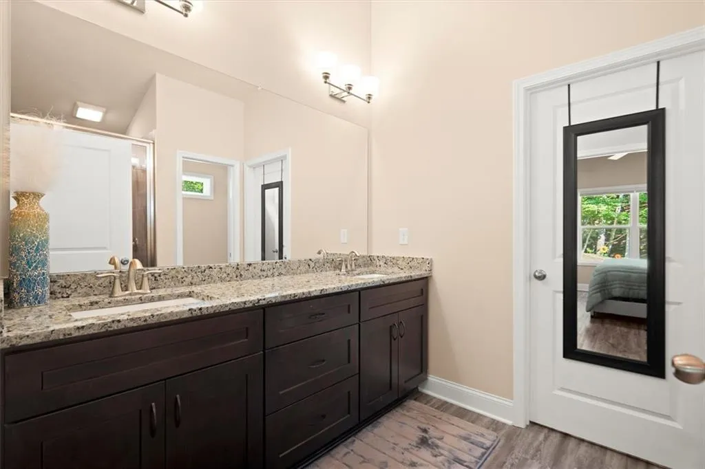 Waleska, Georgia 30183, United States, 4 Bedrooms Bedrooms, ,3 BathroomsBathrooms,Residential,Active,158114