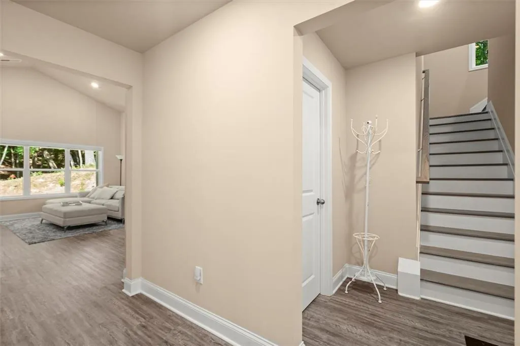 Waleska, Georgia 30183, United States, 4 Bedrooms Bedrooms, ,3 BathroomsBathrooms,Residential,Active,158114