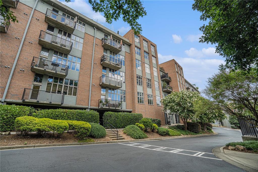 640 Glen Iris Drive NE 412