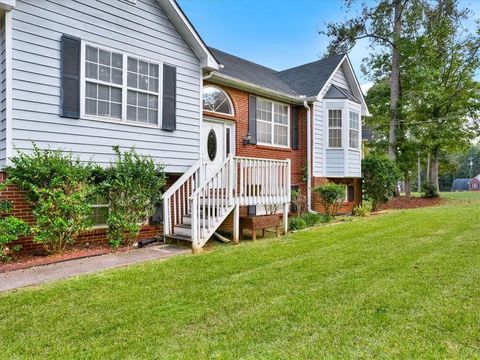 A home in Ellenwood