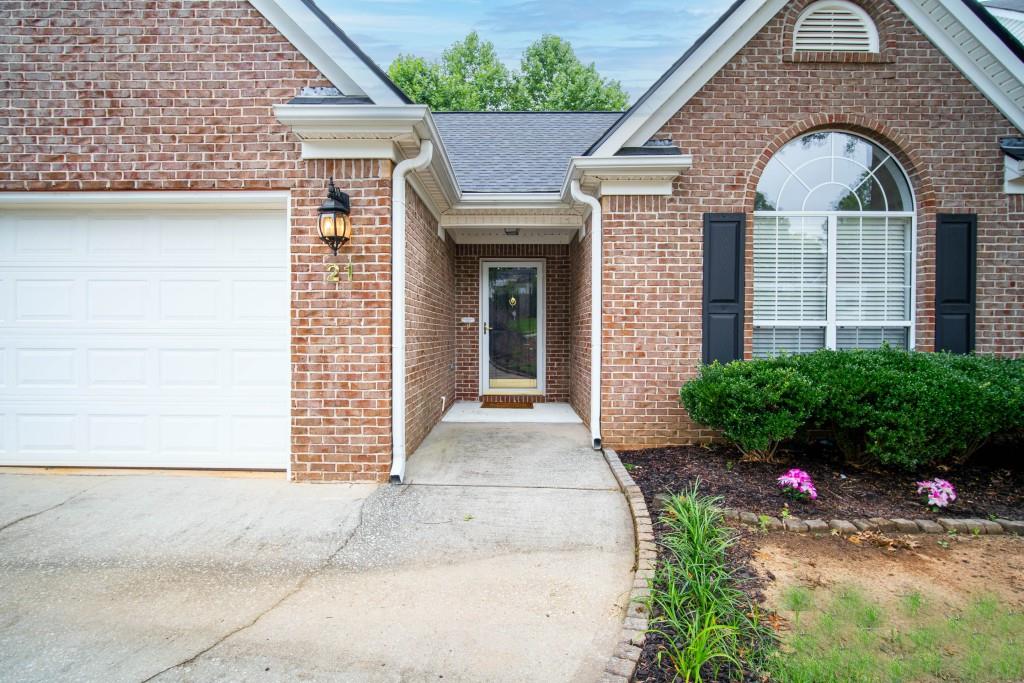 21 Riva Ridge Lane