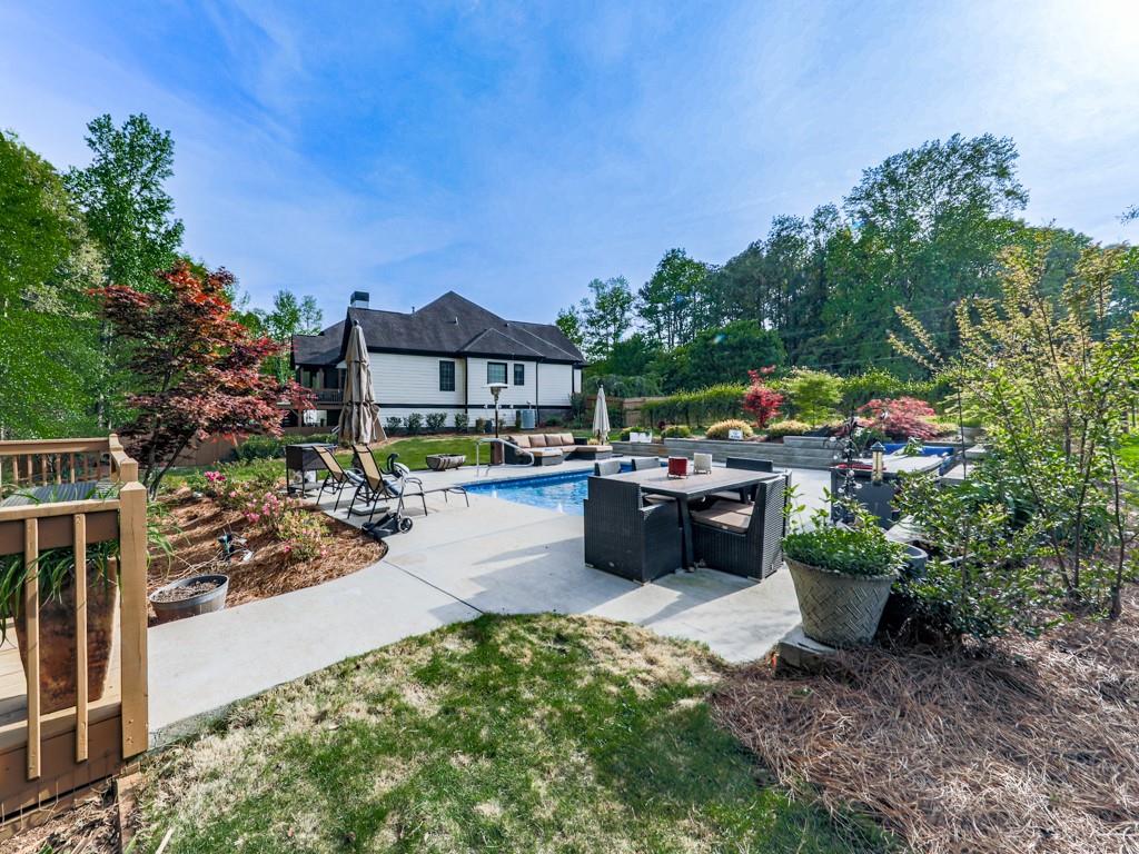 1076 Pinyan Lane
