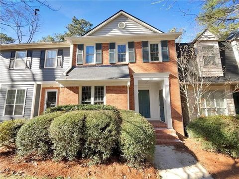 Townhouse For Sale - 1924 Ivy Glen Drive<br/> Smyrna, GA 30082