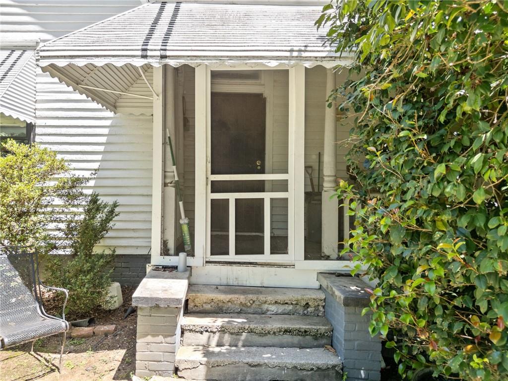 643 Gillette Avenue SW