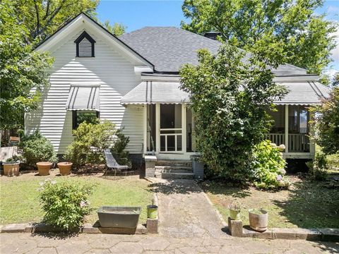 643 Gillette Avenue SW Atlanta GA 30310