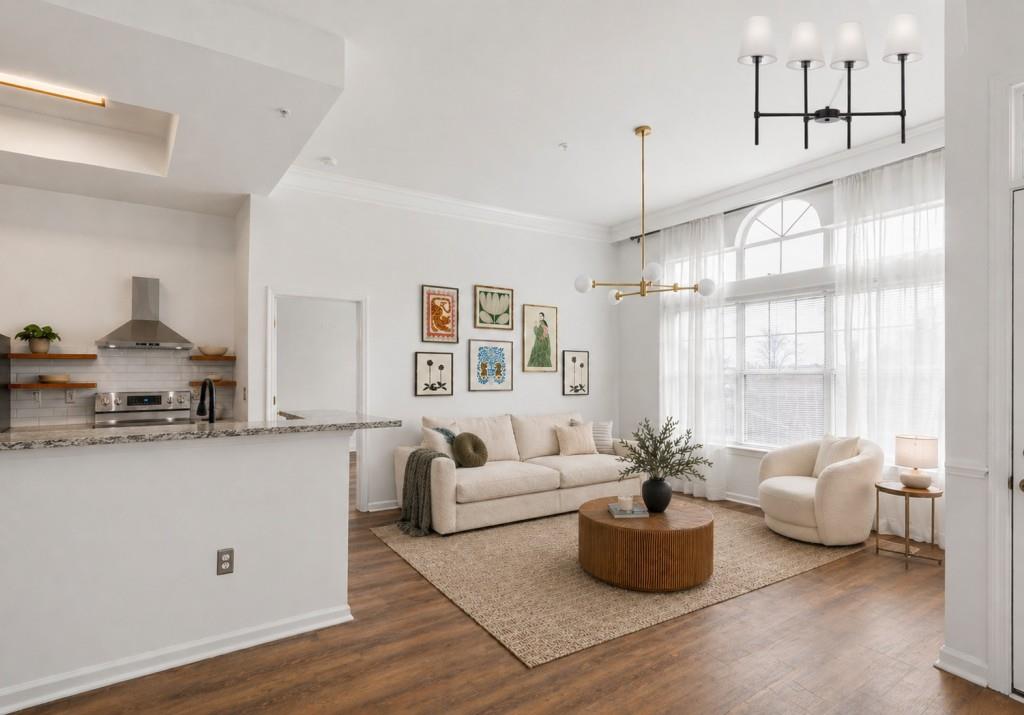 2700 Pine Tree Road NE 1317