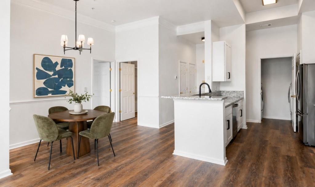 2700 Pine Tree Road NE 1317